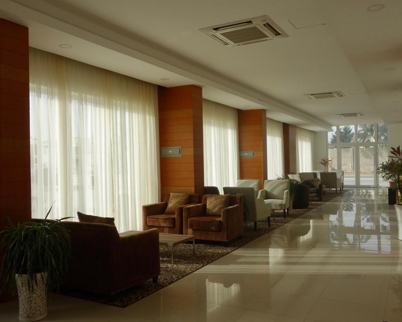 Grand Tayba Hotel Salalah Bagian luar foto