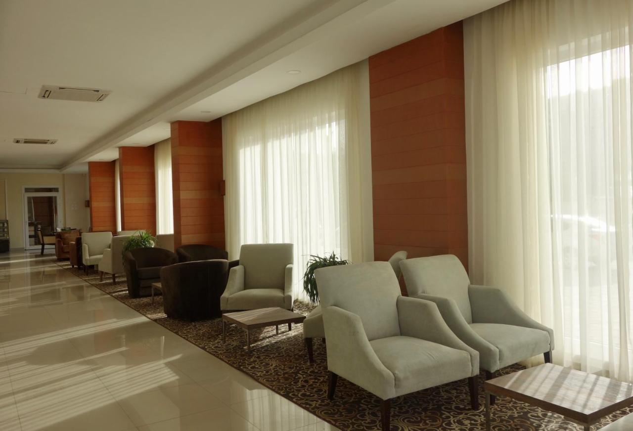 Grand Tayba Hotel Salalah Bagian luar foto