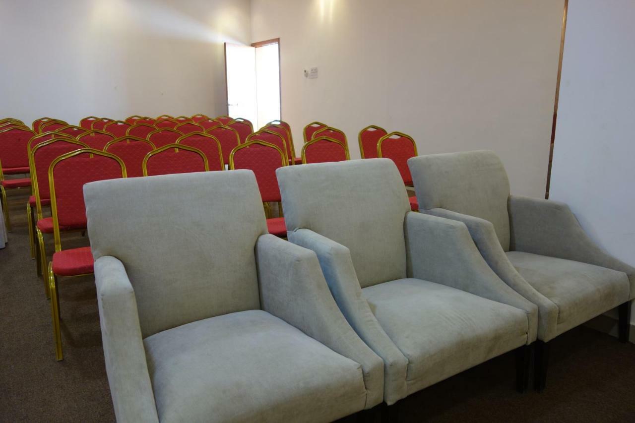 Grand Tayba Hotel Salalah Bagian luar foto